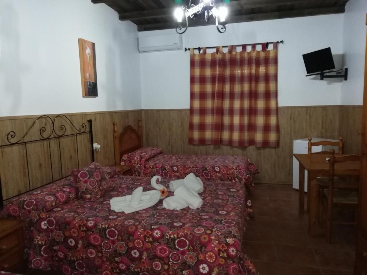 Hostal Brenaverde Gaucin Bagian luar foto
