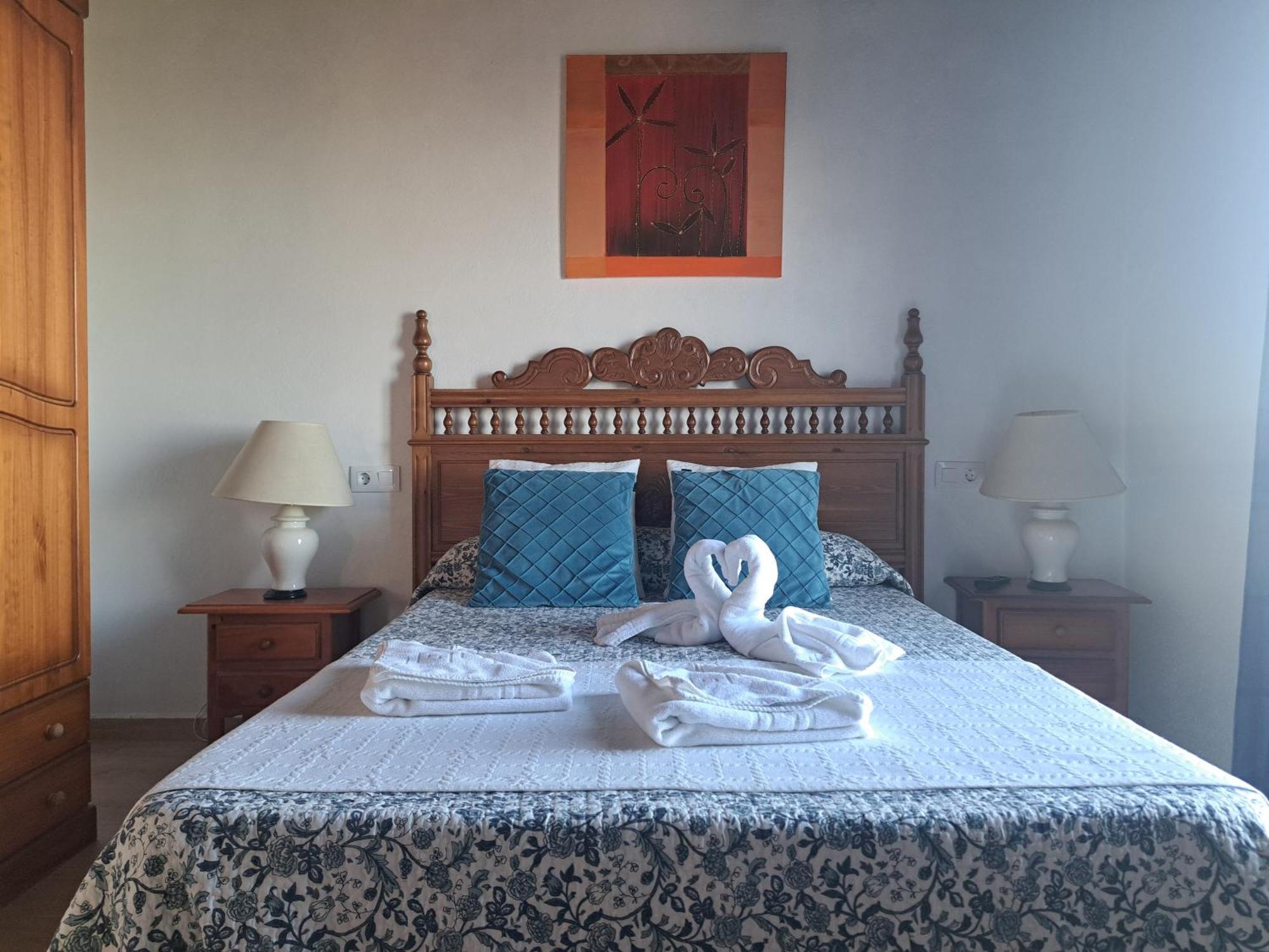 Hostal Brenaverde Gaucin Bagian luar foto